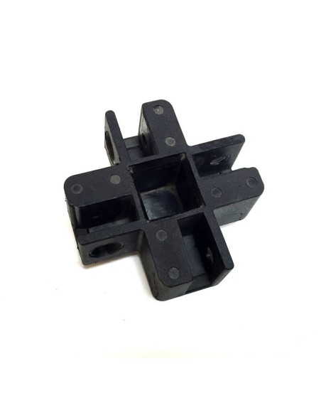 Conector Central Inferior Recambio Carpa Gnerik 3X3